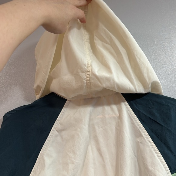 Vintage Men Nike Sail Ash Green Windrunner Jacket size Small - Picture 8 of 8